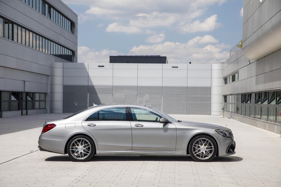  Mercedes-AMG S63 4Matic+ Lang 2017 года  (WW) (фото 3 из 105)